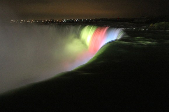Niagara Falls at night