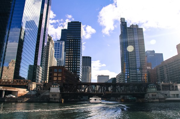 Chicago river architecture tour